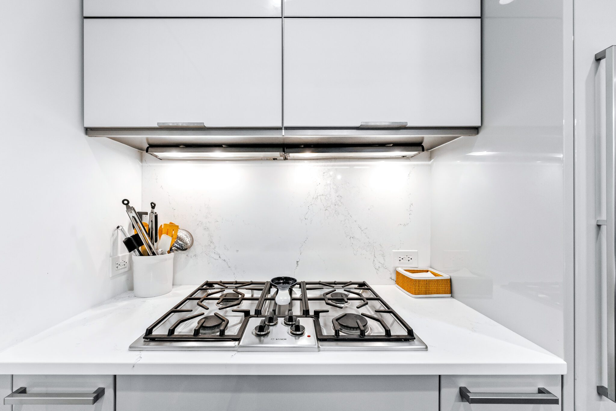 22 N6th St-5