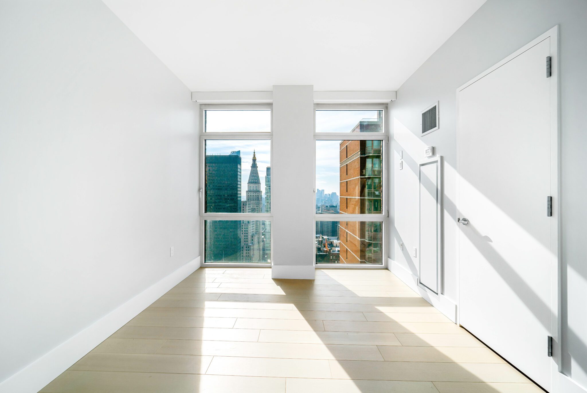 Bathroom 2 (small)-9