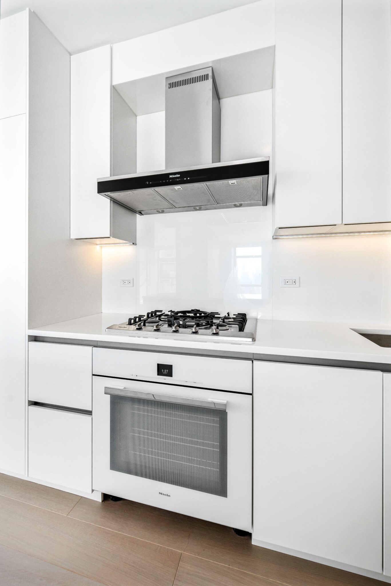 Kitchen (small)-11